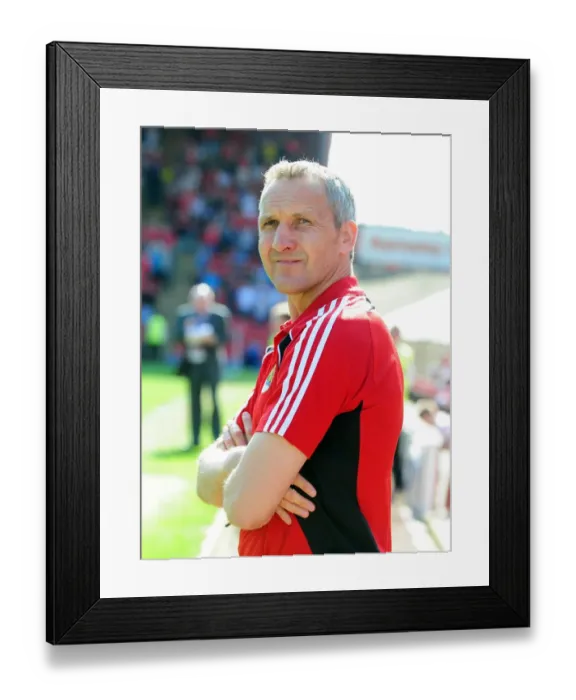 Framed Print : Keith Milen Leads Bristol City at Oakwell Stadium, 09-04-2011 (Barnsley vs. Bristol City, Championship Football) Framed Print : Keith Milen Leads Bristol City at Oakwell Stadium, 09-04-2011 (Barnsley vs. Bristol City, Championship Football)