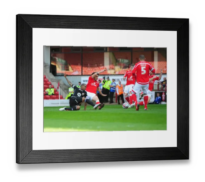 Framed Print : Marvin Elliott Scores Opening Goal: Barnsley vs. Bristol City, Championship 2011