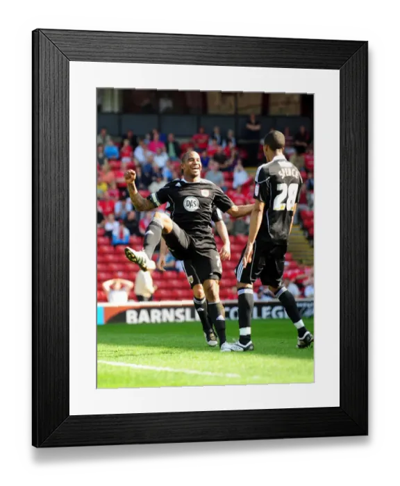 Framed Print : Marvin Elliott's Thrilling Opener: Barnsley vs. Bristol City in Championship Action (09 / 04 / 2011) Framed Print : Marvin Elliott's Thrilling Opener: Barnsley vs. Bristol City in Championship Action (09 / 04 / 2011)