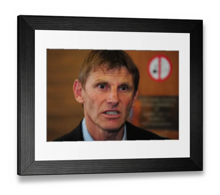 Framed Print : Freight Rover Trophy Reunion: Celebrating Bristol City's Glory from Season 10-11