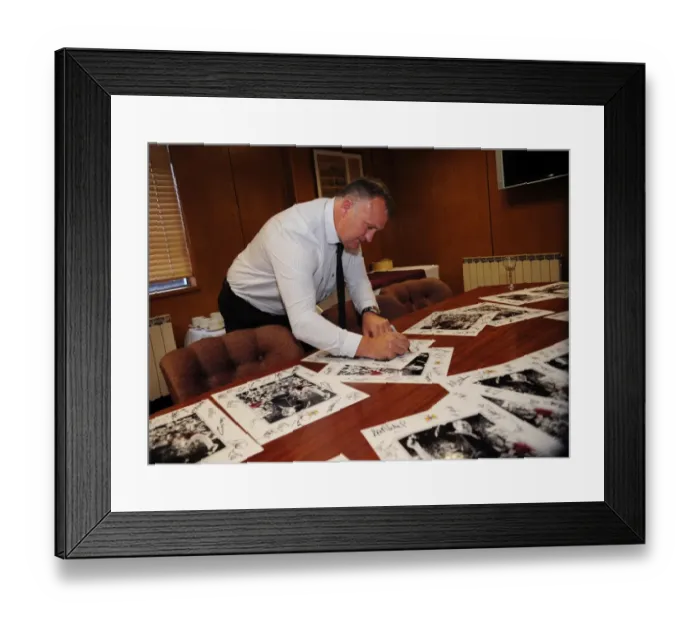 Framed Print : Freight Rover Trophy Reunion: Celebrating Bristol City's Glory from Season 10-11