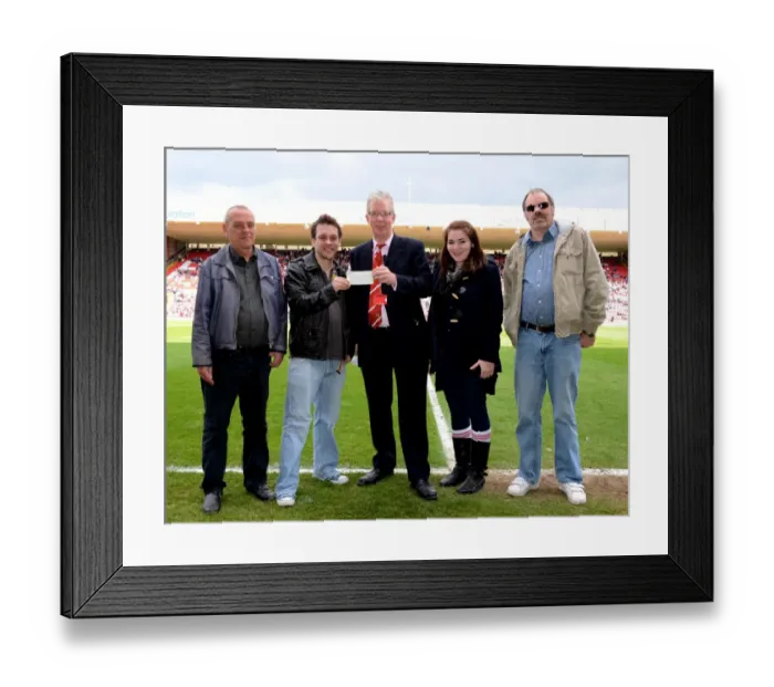 Framed Print : Bristol City v Ipswich Town