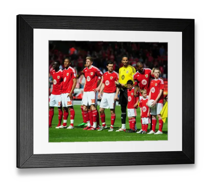 Framed Print : Championship Showdown: Bristol City vs Ipswich Town at Ashton Gate Stadium - 16th April 2011 Framed Print : Championship Showdown: Bristol City vs Ipswich Town at Ashton Gate Stadium - 16th April 2011