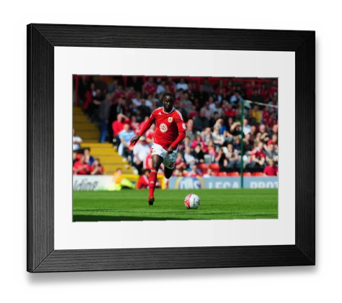 Framed Print : Adomah's Thriller: Bristol City vs Ipswich Town, Championship Showdown (16-04-2011)
