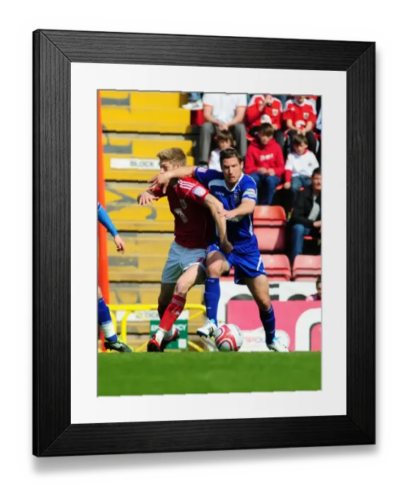 Framed Print : Bristol City vs Ipswich Town: Jon Stead vs David Norris - Championship Battle at Ashton Gate, 16 / 04 / 2011 Framed Print : Bristol City vs Ipswich Town: Jon Stead vs David Norris - Championship Battle at Ashton Gate, 16 / 04 / 2011
