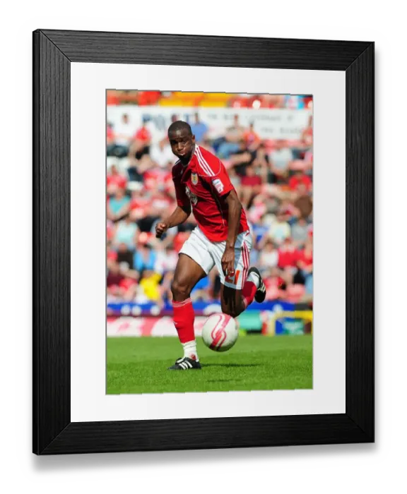 Framed Print : Bristol City's Kalifa Cisse in Action against Ipswich Town (16-04-2011, Championship) Framed Print : Bristol City's Kalifa Cisse in Action against Ipswich Town (16-04-2011, Championship)