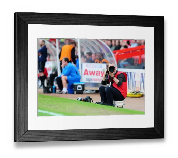 Framed Print : Championship Showdown: Bristol City vs Ipswich Town at Ashton Gate Stadium (April 16, 2011) Framed Print : Championship Showdown: Bristol City vs Ipswich Town at Ashton Gate Stadium (April 16, 2011)
