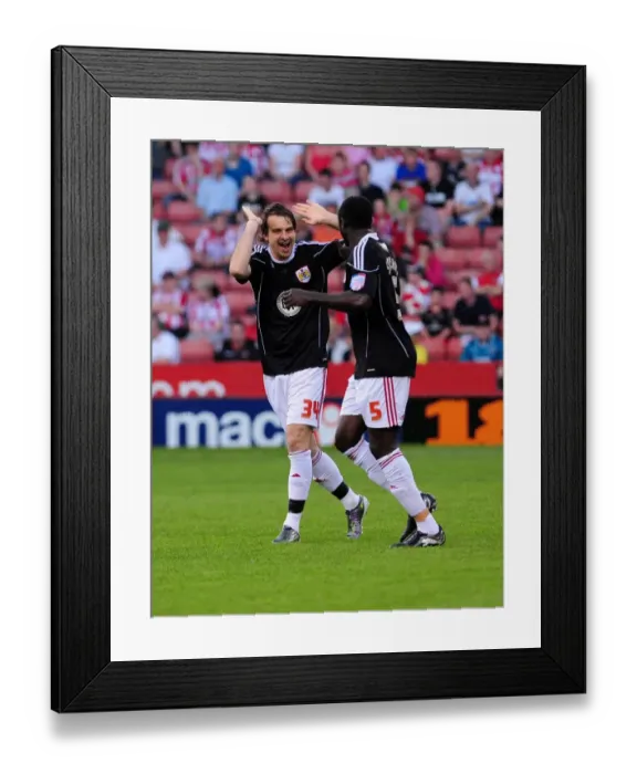 Framed Print : Brett Pitman's Stunning Corner Kick: Sheffield United vs. Bristol City (Championship, 23 / 04 / 2011) Framed Print : Brett Pitman's Stunning Corner Kick: Sheffield United vs. Bristol City (Championship, 23 / 04 / 2011)