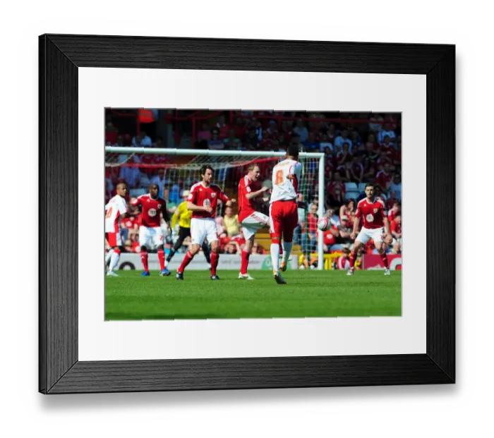 Framed Print : McGugan's Near Miss: Bristol City vs. Nottingham Forest Championship Showdown (25 / 04 / 2011)