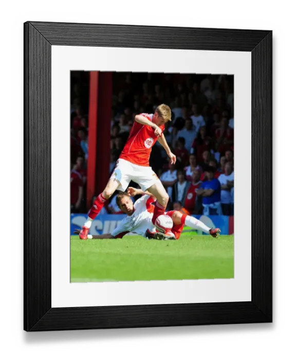 Framed Print : Bristol City's Jon Stead Narrowly Misses Goal Against Nottingham Forest in Championship Match, April 2011 Framed Print : Bristol City's Jon Stead Narrowly Misses Goal Against Nottingham Forest in Championship Match, April 2011