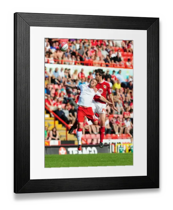 Framed Print : Aerial Battle: Skuse vs. McKenna - Bristol City vs. Nottingham Forest (Championship, 25 / 04 / 2011)