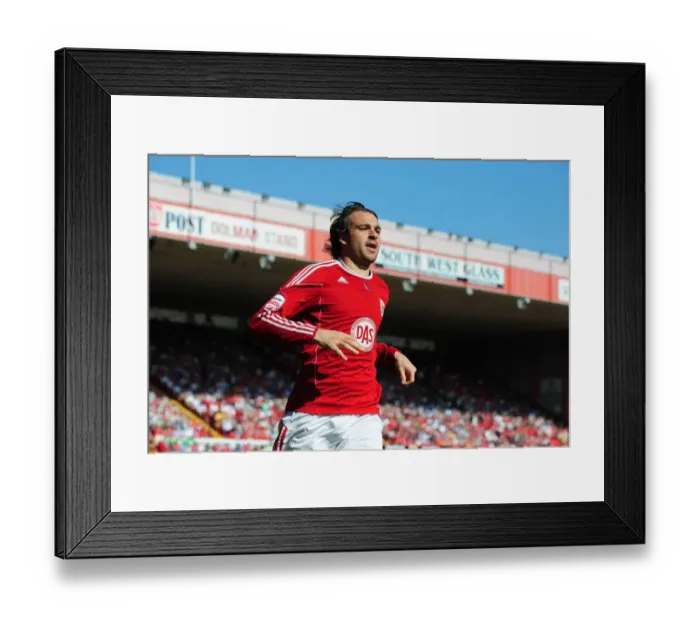 Framed Print : Bristol City vs. Nottingham Forest: A Football Showdown - Season 10-11