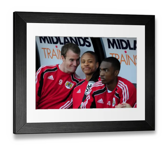 Framed Print : Bobby Reid's Thrilling Championship Performance: Derby County vs. Bristol City (30 / 04 / 2011) Framed Print : Bobby Reid's Thrilling Championship Performance: Derby County vs. Bristol City (30 / 04 / 2011)