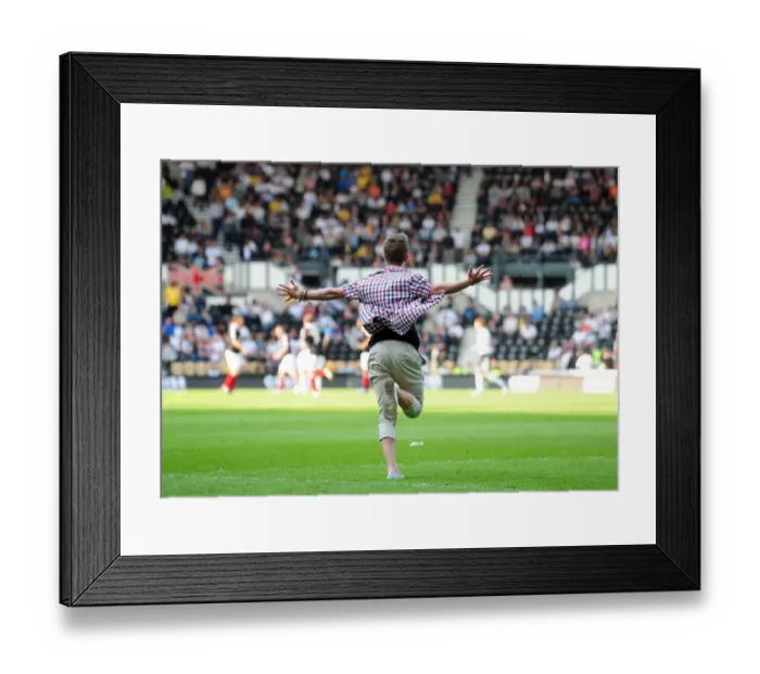 Framed Print : Championship Showdown: Derby County vs. Bristol City Rivalry at Pride Park (April 30, 2011) Framed Print : Championship Showdown: Derby County vs. Bristol City Rivalry at Pride Park (April 30, 2011)