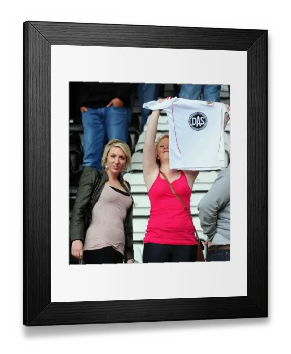Framed Print : Derby County v Bristol City 300411