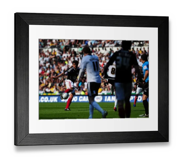 Framed Print : Cole Skuse Stunner: Derby County vs. Bristol City, Championship, 30 / 04 / 2011 Framed Print : Cole Skuse Stunner: Derby County vs. Bristol City, Championship, 30 / 04 / 2011