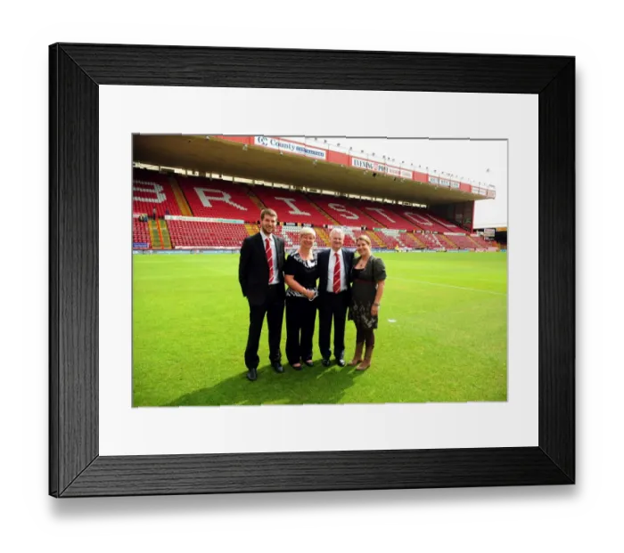Framed Print : Championship Showdown: Bristol City vs Hull City at Ashton Gate Stadium - May 7, 2011
