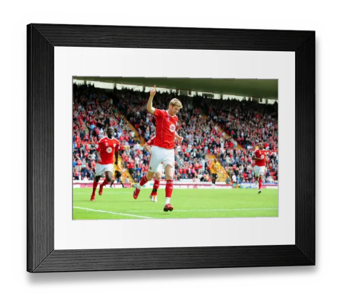 Framed Print : Jon Stead Scores Opening Goal: Championship Showdown - Bristol City vs. Hull City (May 7, 2011) Framed Print : Jon Stead Scores Opening Goal: Championship Showdown - Bristol City vs. Hull City (May 7, 2011)