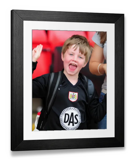 Framed Print : Championship Showdown: Bristol City vs Hull City at Ashton Gate Stadium (07 / 05 / 2011) Framed Print : Championship Showdown: Bristol City vs Hull City at Ashton Gate Stadium (07 / 05 / 2011)