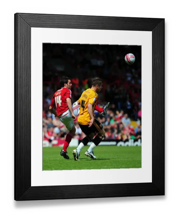 Framed Print : Championship Showdown: Bristol City vs Hull City at Ashton Gate Stadium - May 7, 2011 Framed Print : Championship Showdown: Bristol City vs Hull City at Ashton Gate Stadium - May 7, 2011