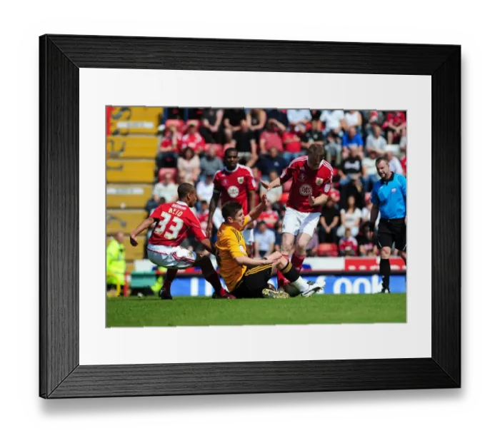 Framed Print : Championship Showdown: Bristol City vs Hull City at Ashton Gate Stadium - May 7, 2011