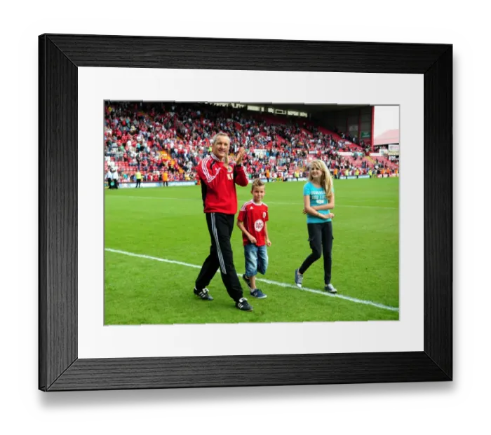 Framed Print : Bristol City FC: Keith Milien Leads the Charge Against Hull City in Championship Showdown at Ashton Gate Stadium (07-05-2011) Framed Print : Bristol City FC: Keith Milien Leads the Charge Against Hull City in Championship Showdown at Ashton Gate Stadium (07-05-2011)