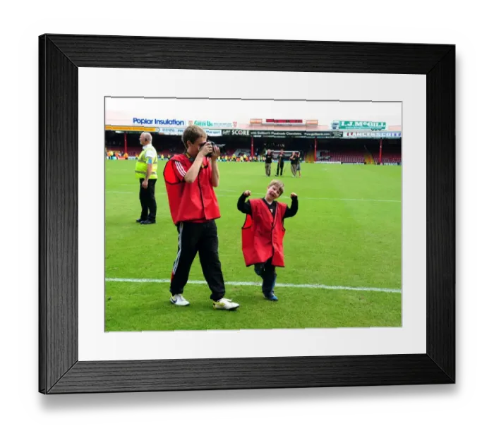 Framed Print : Championship Showdown: Bristol City vs Hull City at Ashton Gate Stadium - May 7, 2011 Framed Print : Championship Showdown: Bristol City vs Hull City at Ashton Gate Stadium - May 7, 2011
