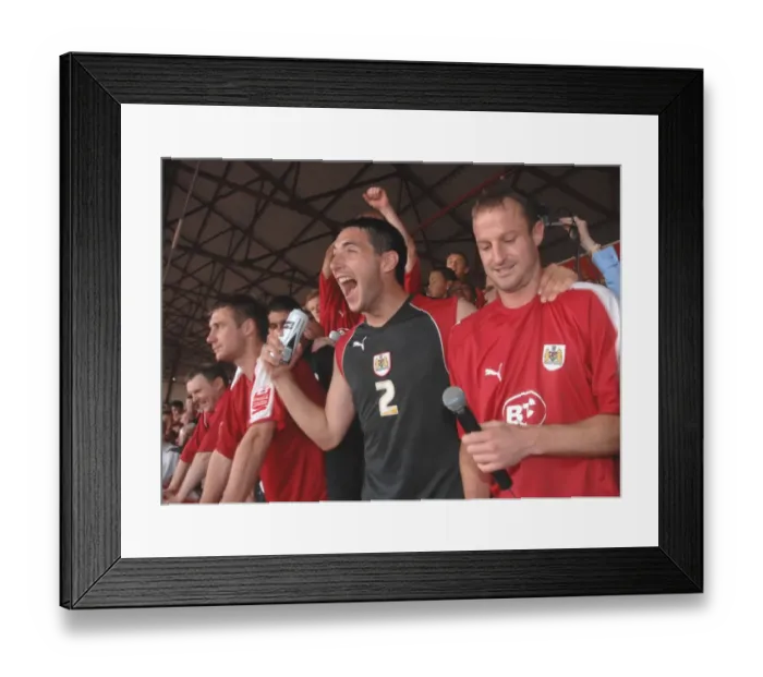 Framed Print : Bristol City FC Celebrates Promotion to Championship Framed Print : Bristol City FC Celebrates Promotion to Championship