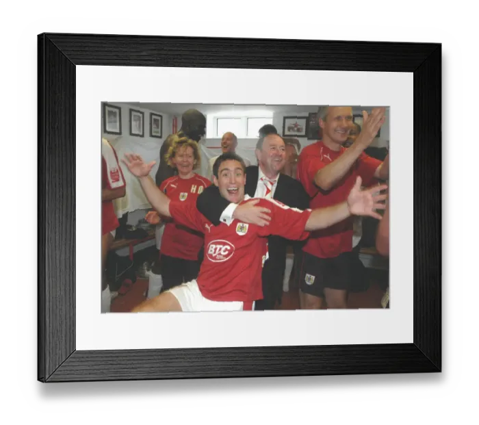 Framed Print : Gary Johnson Lee Johnson-Promotion
