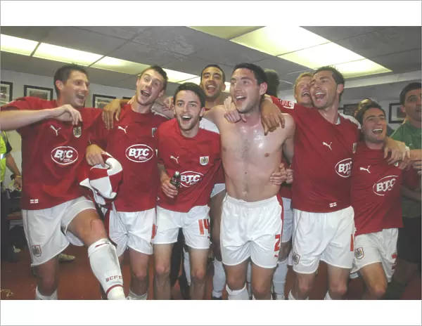 Bristol City Football Club: Unforgettable Moments of Promotion in the Exclusive Dressing Room
