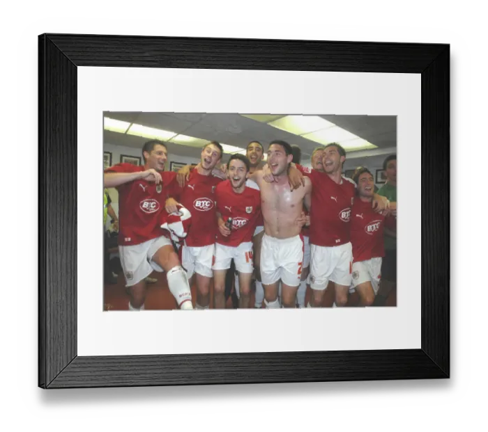 Framed Print : Bristol City Football Club: Unforgettable Moments of Promotion in the Exclusive Dressing Room Framed Print : Bristol City Football Club: Unforgettable Moments of Promotion in the Exclusive Dressing Room