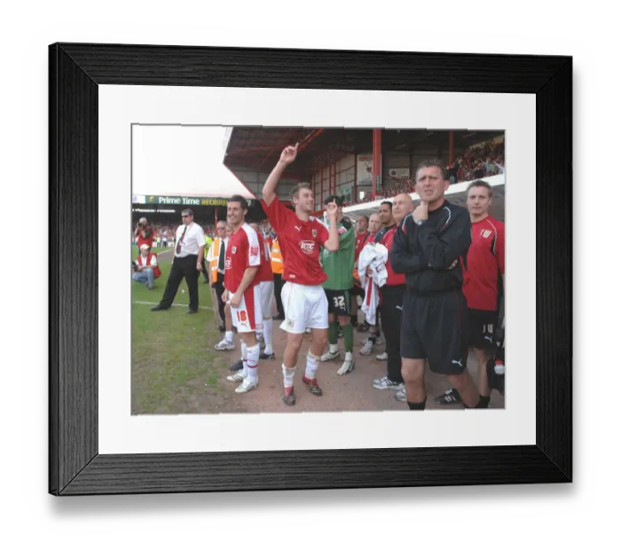 Framed Print : Bristol City: The Promotion Bench Framed Print : Bristol City: The Promotion Bench