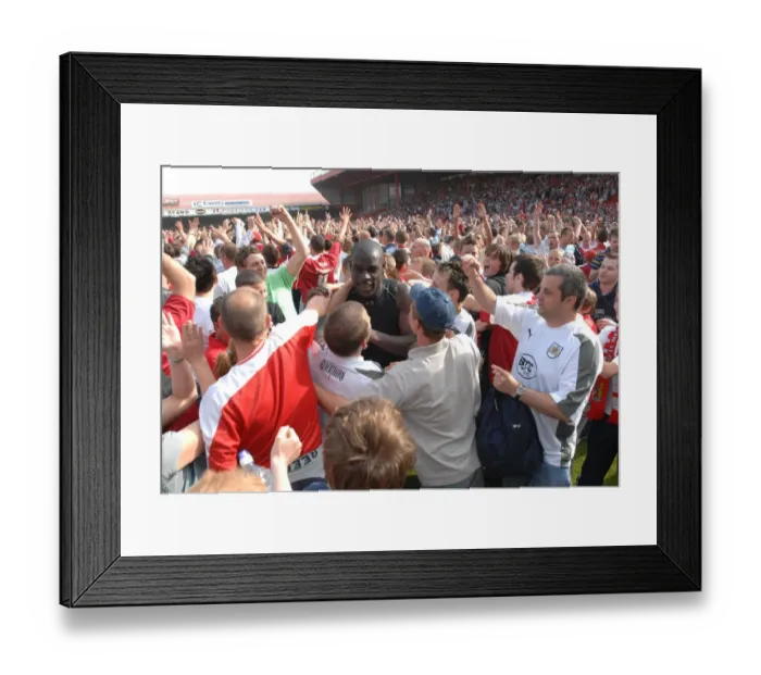 Framed Print : Enoch Showunmi Leads Bristol City to Promotion