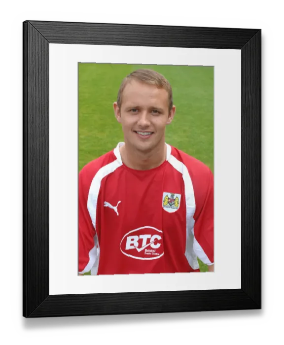 Framed Print : Bristol City's Star Forward: Lee Trundle Framed Print : Bristol City's Star Forward: Lee Trundle