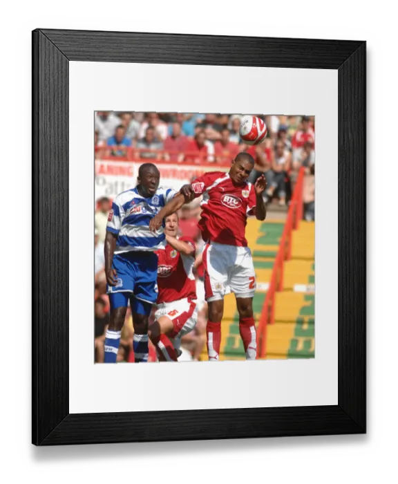 Framed Print : Marvin Elliott: Clash Between Bristol City and QPR