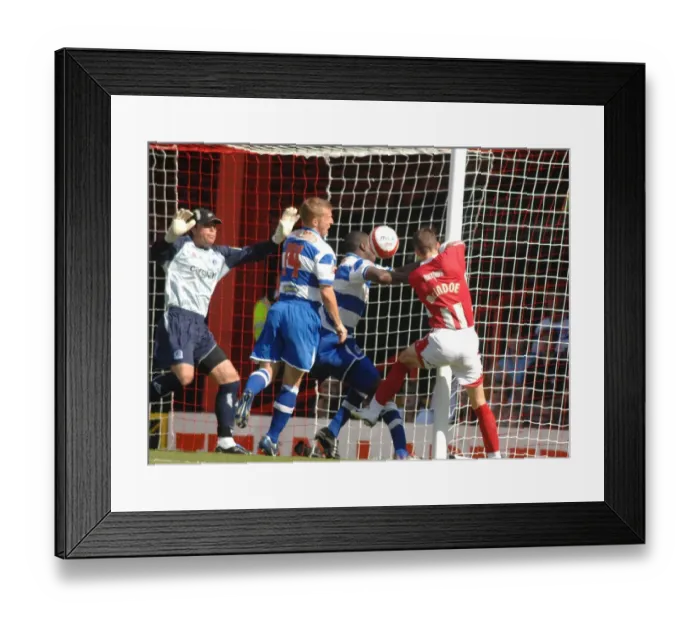 Framed Print : Michael McIndoe in Action for Bristol City Against QPR Framed Print : Michael McIndoe in Action for Bristol City Against QPR