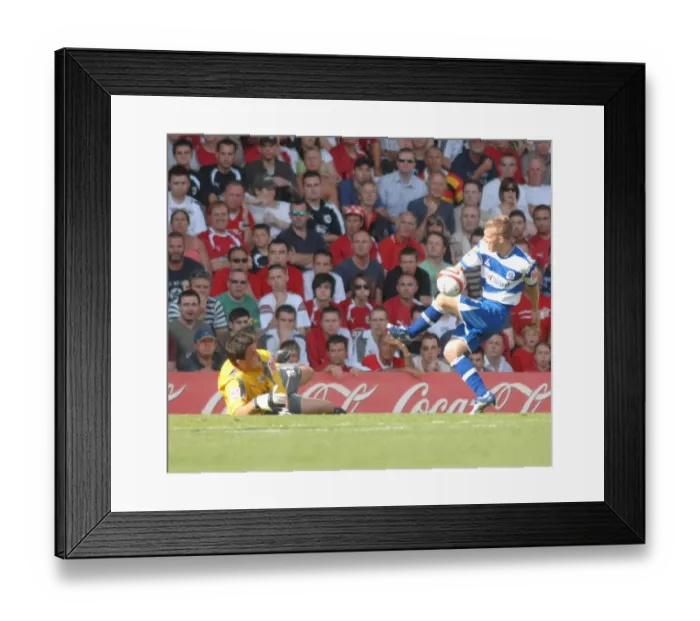 Framed Print : Bristol City vs. QPR: Stephen Henderson's Intense Moment Framed Print : Bristol City vs. QPR: Stephen Henderson's Intense Moment