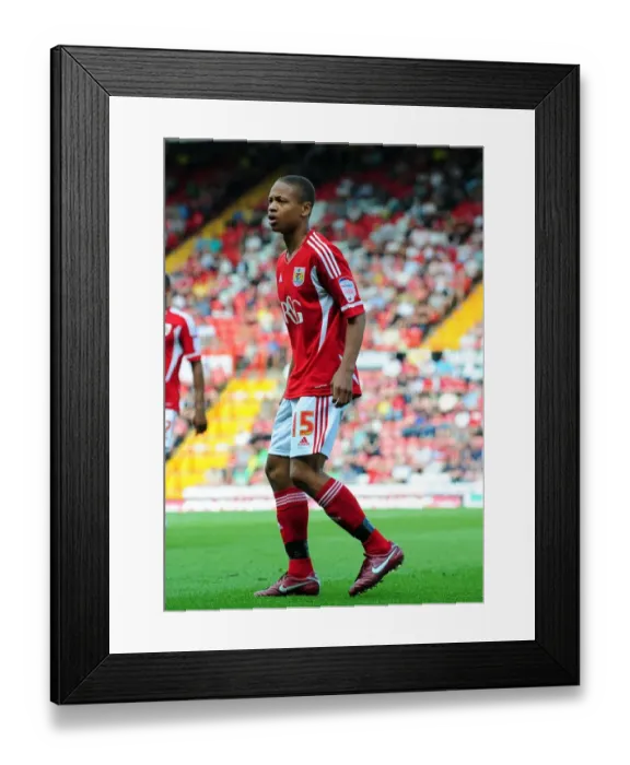 Framed Print : Bobby Reid Thrills in Bristol City's Championship Clash Against West Brom (30 / 07 / 2011)