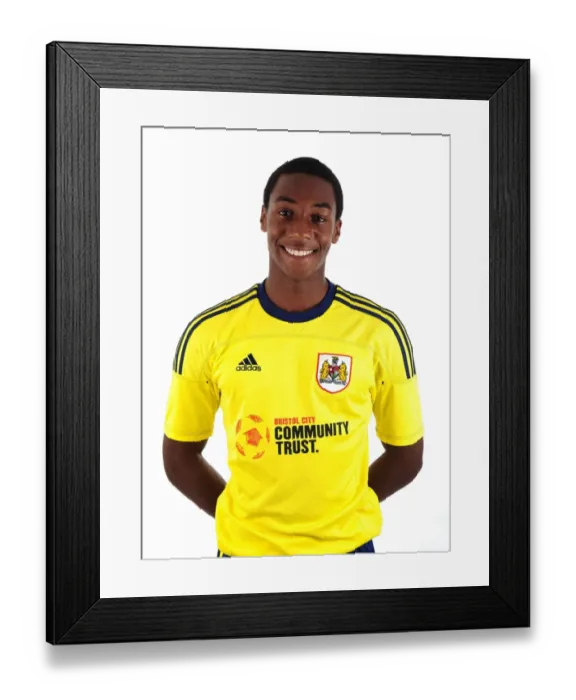 Framed Print : Bristol City First Team: Season 11-12 - Head Shots Framed Print : Bristol City First Team: Season 11-12 - Head Shots