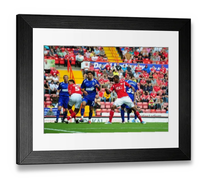 Framed Print : Marvin Elliott's Headers Misses the Mark: A Close Call for Bristol City Against Ipswich Town in the Championship (2011)