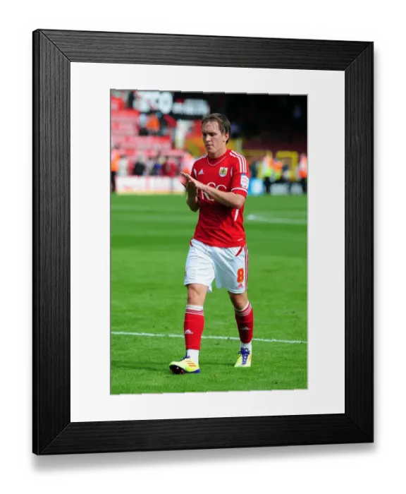 Framed Print : Neil Kilkenny of Bristol City in Action Against Ipswich Town, Championship Match, August 6, 2011 - Ashton Gate Stadium Framed Print : Neil Kilkenny of Bristol City in Action Against Ipswich Town, Championship Match, August 6, 2011 - Ashton Gate Stadium