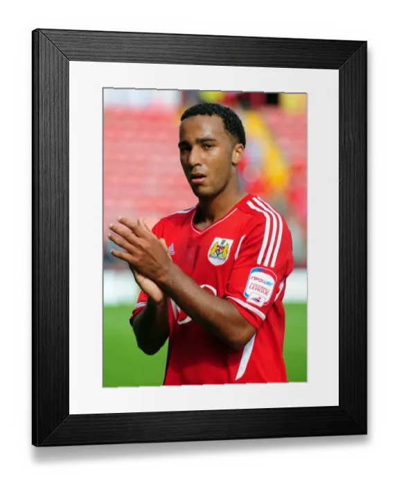 Framed Print : Nicky Maynard's Thunderbolt: Bristol City vs. Ipswich Town, Championship 2011 Framed Print : Nicky Maynard's Thunderbolt: Bristol City vs. Ipswich Town, Championship 2011