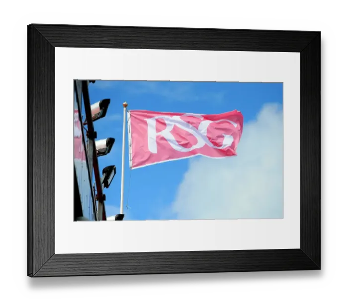 Framed Print : Bristol City vs Ipswich Town: Championship Clash at Ashton Gate Stadium (06 / 08 / 2011)