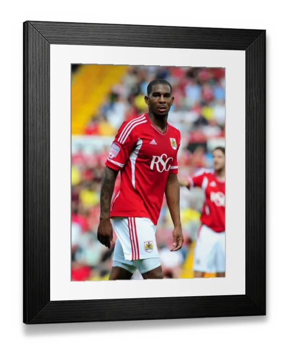 Framed Print : Marvin Elliott in Action: Bristol City vs. Ipswich Town, Championship 2011 Framed Print : Marvin Elliott in Action: Bristol City vs. Ipswich Town, Championship 2011
