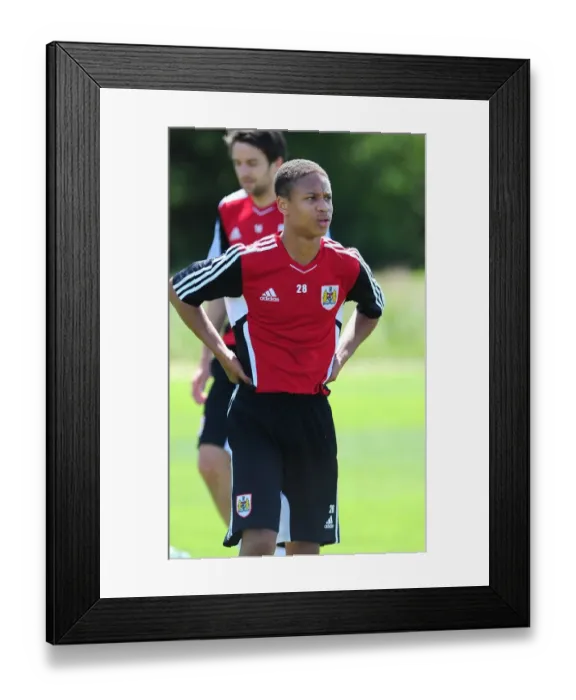 Framed Print : Bristol Citys Bobby Reid Framed Print : Bristol Citys Bobby Reid