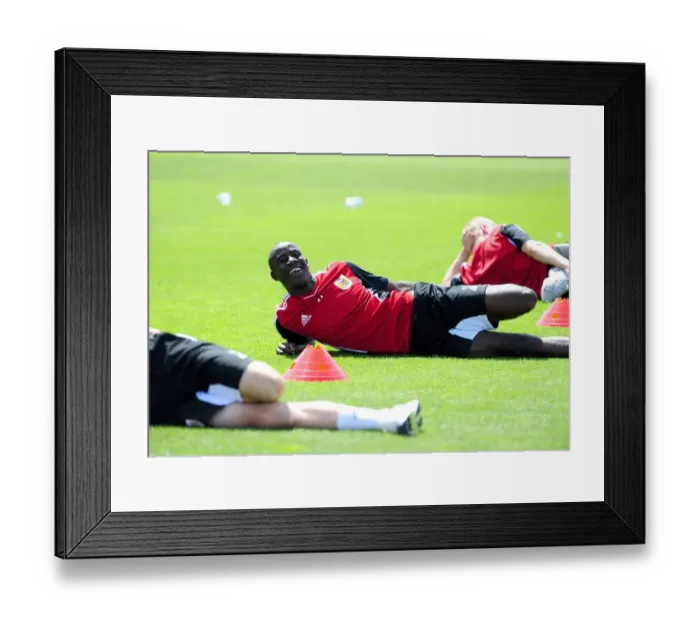 Framed Print : Bristol Citys Albert Adomah Framed Print : Bristol Citys Albert Adomah