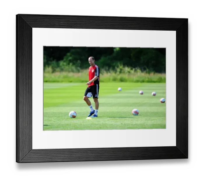 Framed Print : Bristol City Football Club: Louis Carey Leading the Team in Pre-Season Training