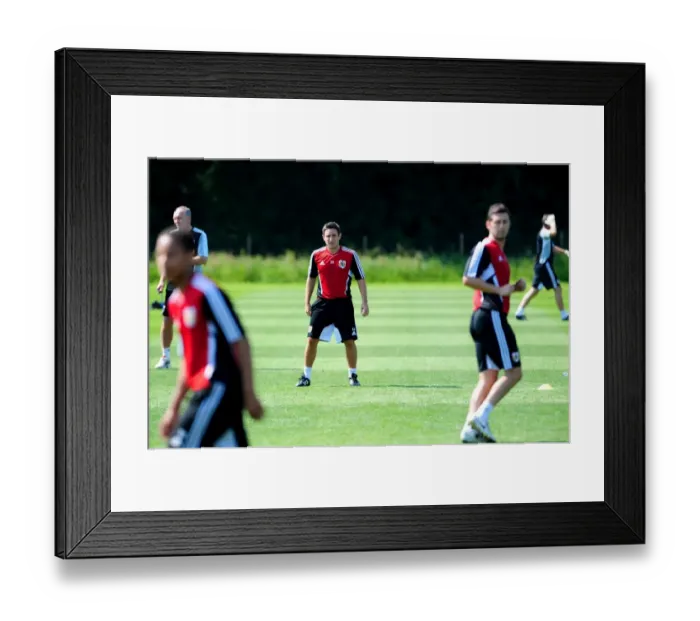 Framed Print : Bristol City: Lee Johnson Leads Pre-Season Training Session Framed Print : Bristol City: Lee Johnson Leads Pre-Season Training Session