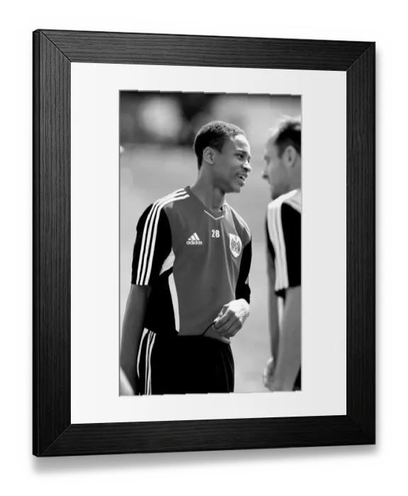 Framed Print : Bobby Reid: Focused in Bristol City's Pre-Season Training