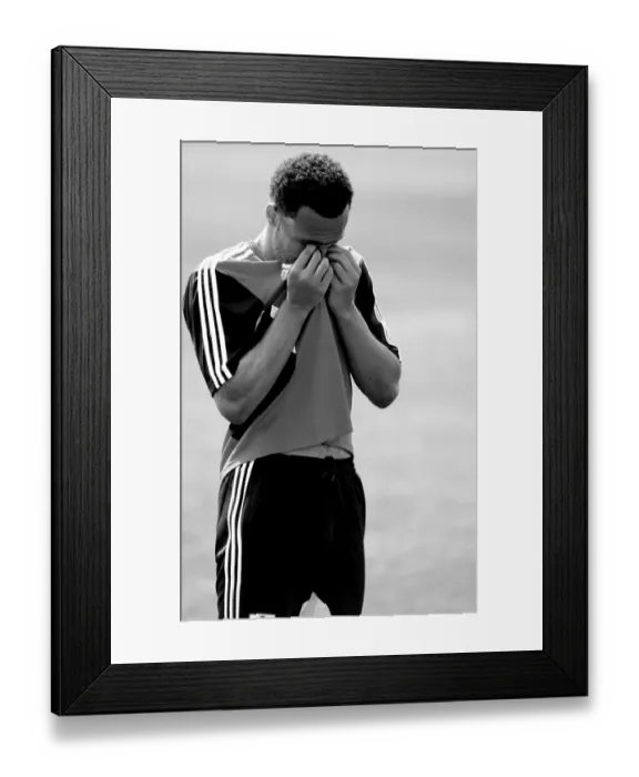 Framed Print : Bristol City's Aaron Hughes in Focus: Pre-Season Training Intensity Framed Print : Bristol City's Aaron Hughes in Focus: Pre-Season Training Intensity